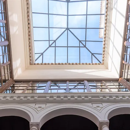 Готель Palacio Solecio, A Small Luxury Of The World