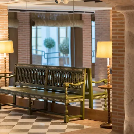 Palacio Solecio, A Small Luxury Of The World 4*