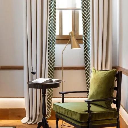 Szálloda Palacio Solecio, A Small Luxury Of The World 4*